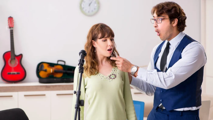 woman singing lesson