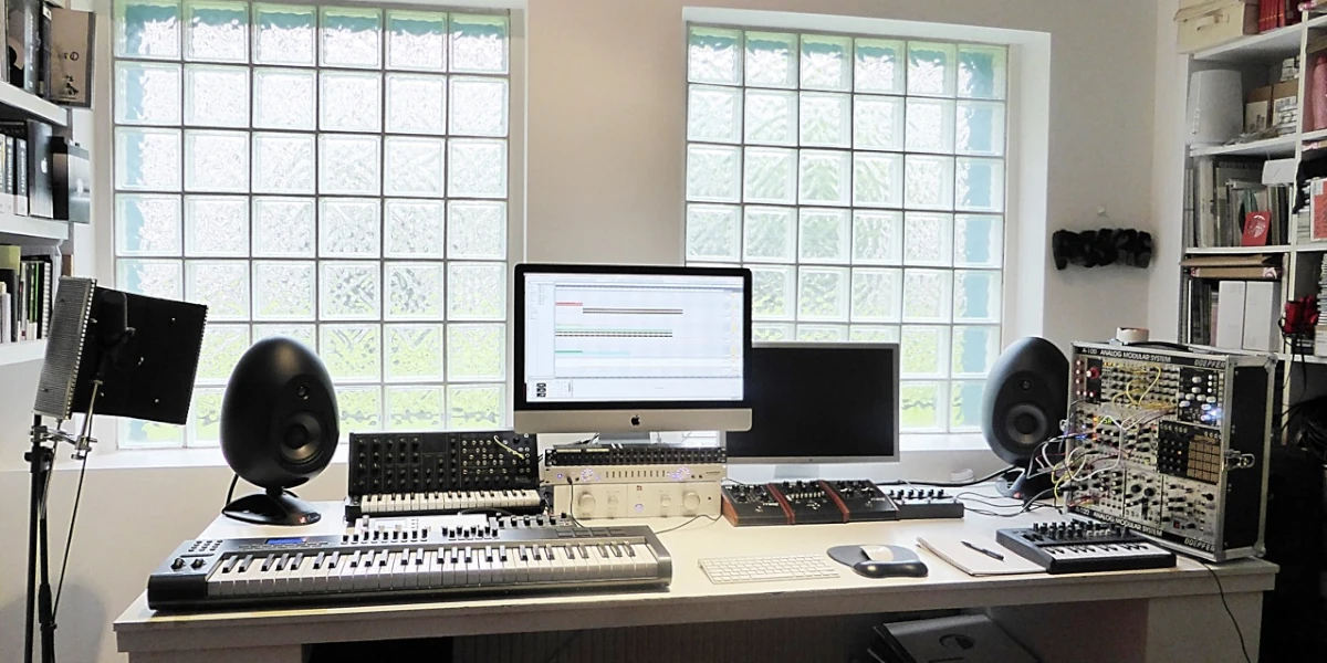 amazing home recording studio desk